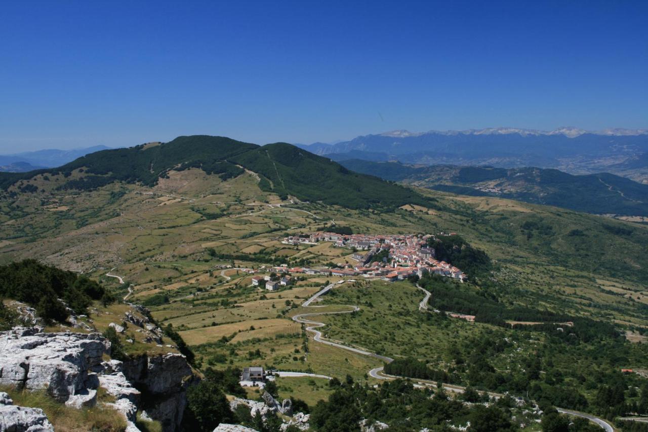 Hotel Capracotta Exterior photo