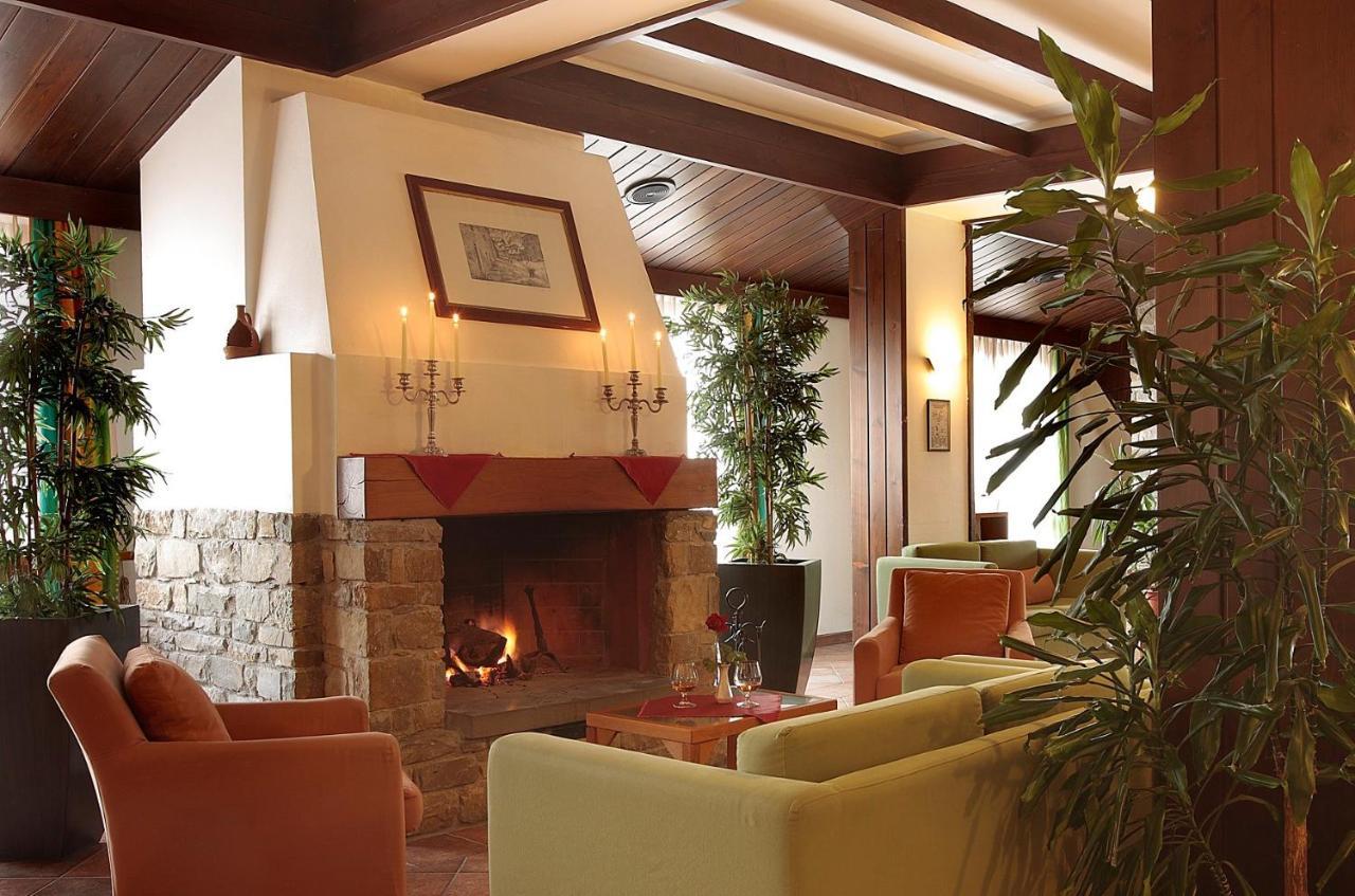 Hotel Capracotta Exterior photo