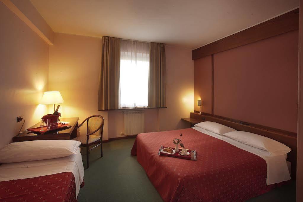 Hotel Capracotta Exterior photo